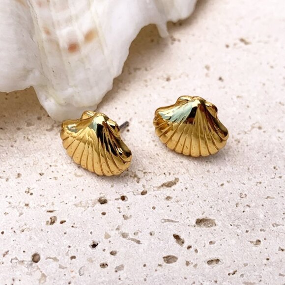 Lele Sadoughi Gold Coquille Stud Earrings - Picture 2 of 4